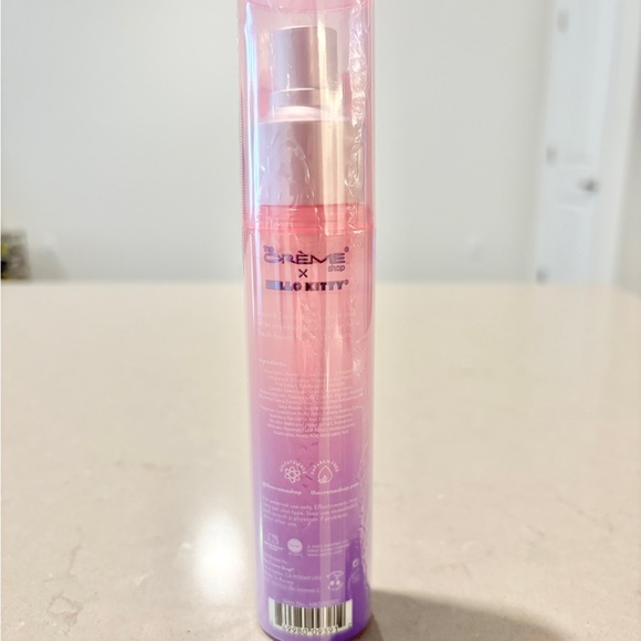 New Hello Kitty Makeup Perfecting Mist The Crème Shop Setting Spray - Picture 2 of 2